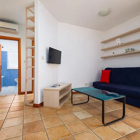 Mladen A2+1 With Private Parking Place Musalez