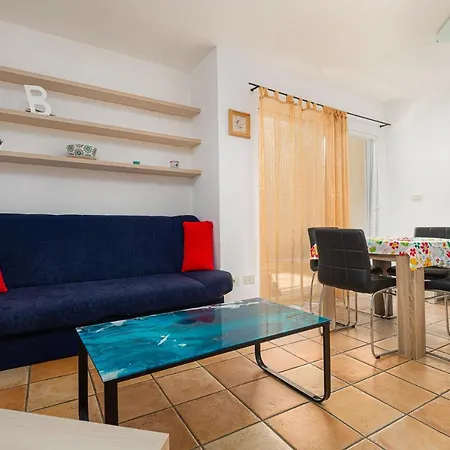 Apartman Mladen A2+1 With Private Parking Place
